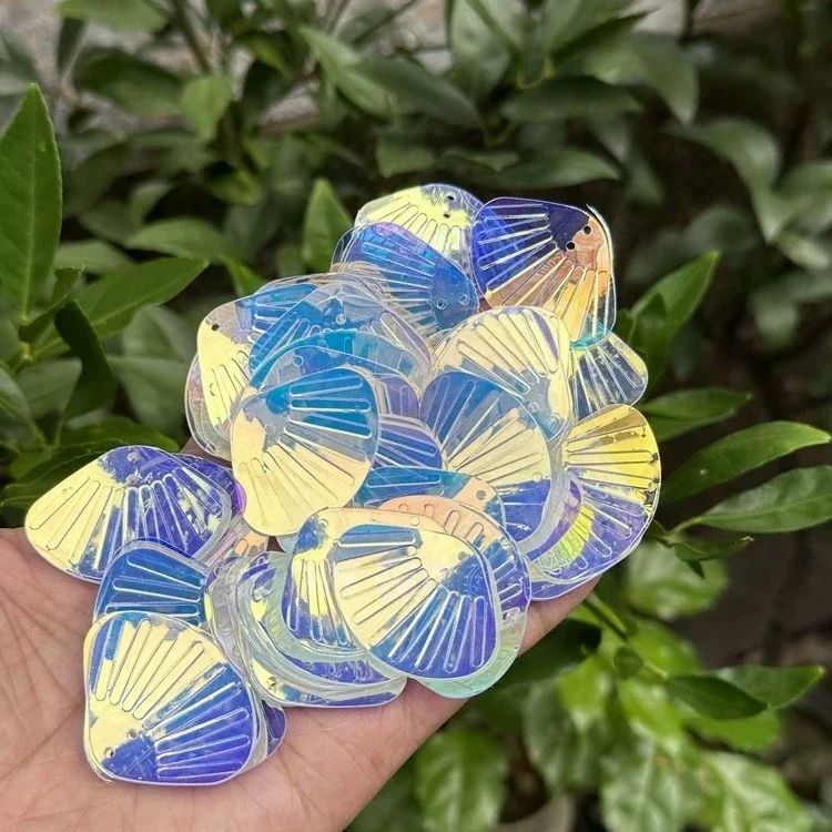 50g Large Shell Shape Wrinkled loosen Sequins Fan Shape Tail Paillette Craft Accessories 30x40mm Iridescent Mermaid Sequins