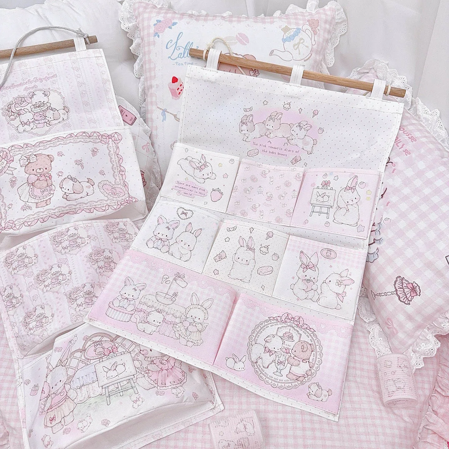 Wall Hanging Storage Bag Dormitory Large Storage Bag Pink Creativity Home Decoration Kitchen Living Room Foldable Storage Bag