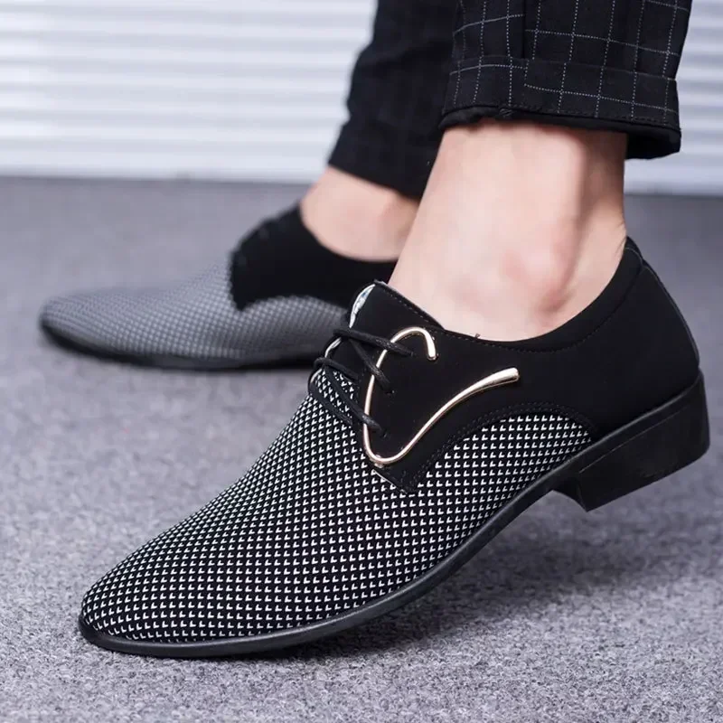 Concise Mens Shoes Men\'s Business Dress Pointy Plaid Black Shoes Luxury Formal Wedding Shoes New Working Zapatos Para Hombres