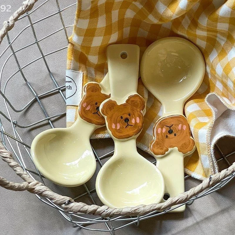 Cuillère en céramique de Style coréen Ins, ours mignon, cuillère de couleur crème, frais et amusant, cuillère à yaourt pour Dessert