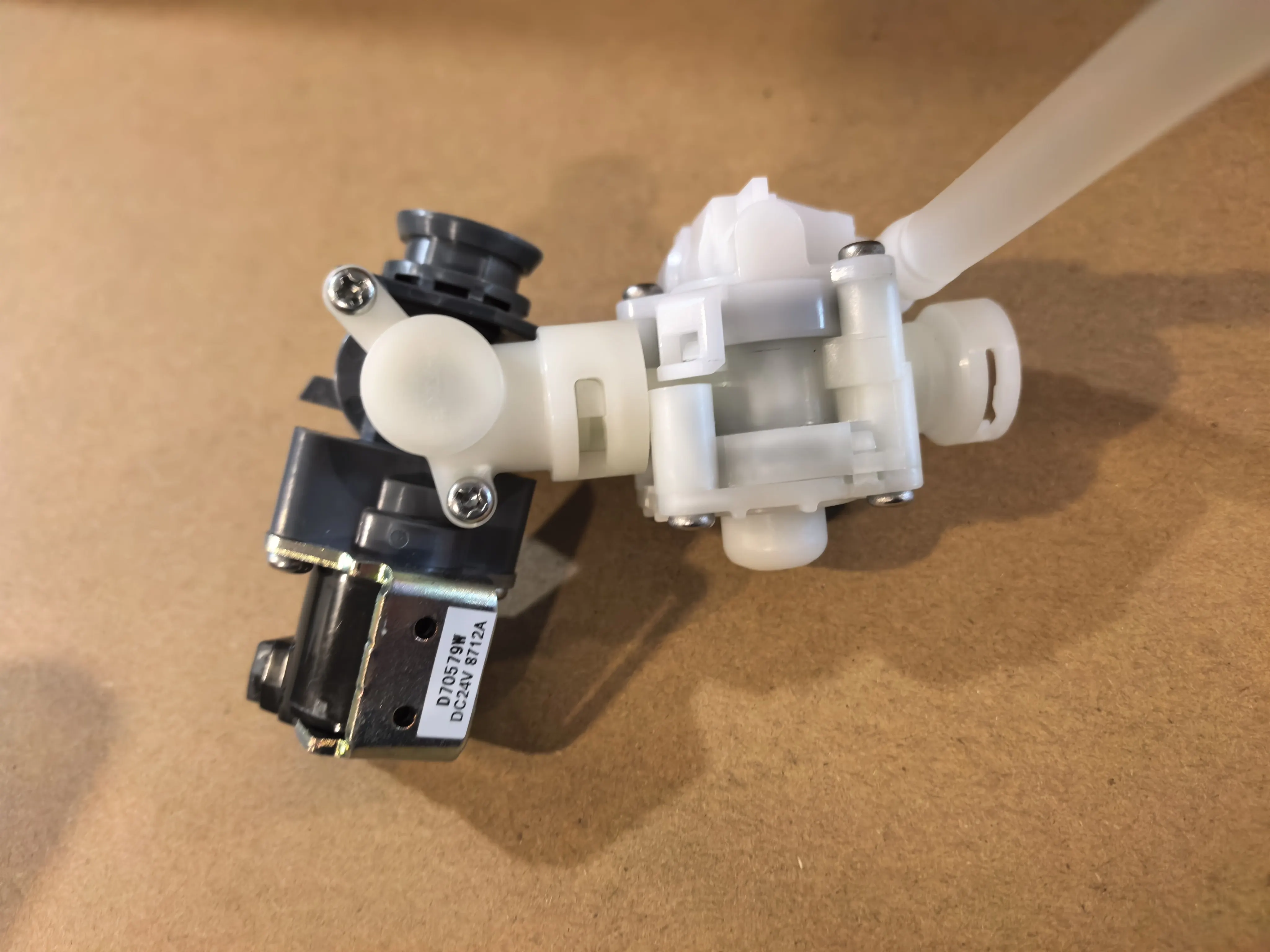 

For TOTO original Washlet solenoid valves TCM10839 solenoid valves TCF4721 4731 TCF790 solenoid valves