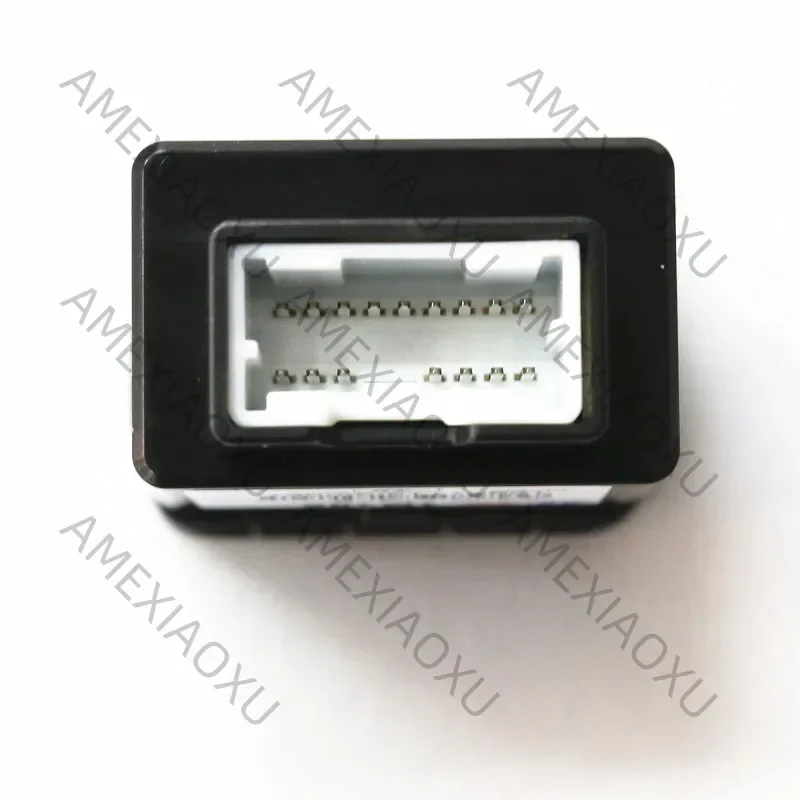 1PC OEM：961103W000  For Kia Sportage 11~13  AUX IPOD USB Audio Jack  AMEXIAOXU
