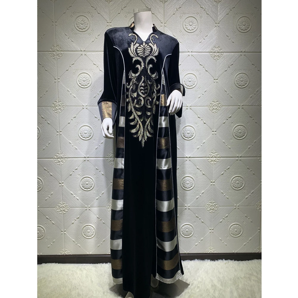 Velvet Abaya Women Muslim Embroidery Long Sleeve Maxi Dress Turkey Ramadan Arab Kaftan Dubai Eid Moroccan Jalabiya Caftan Gown