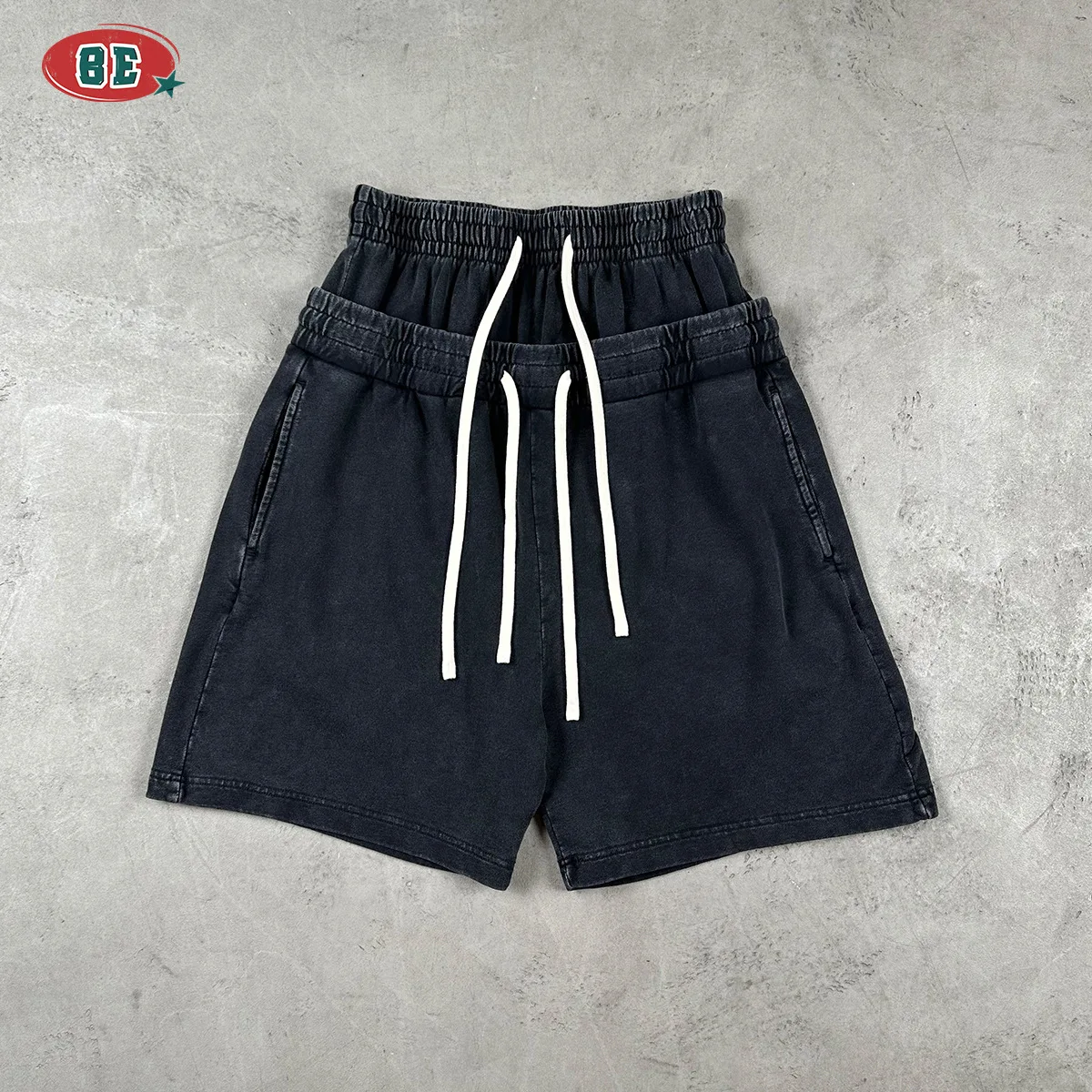 Variant: Vintage black
