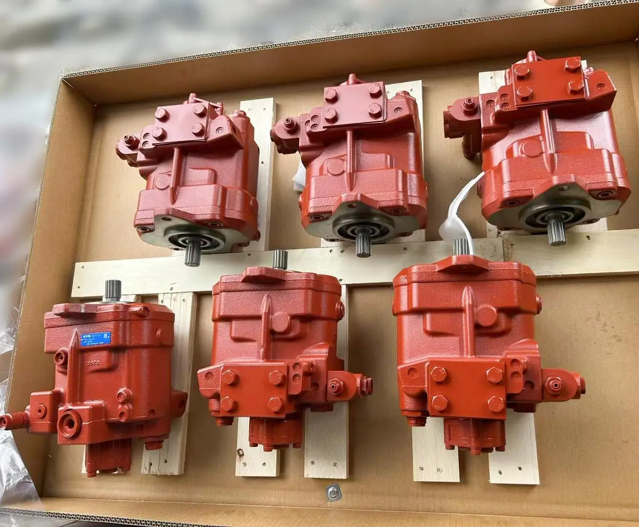 Hydraulic Piston Main Pump PSVL2-36CG-1 PSVL-42CG-13 PSVL-54CG-13 PSVL-54CG-18 Compatible Replacement Hydraulic Pump For Kayaba