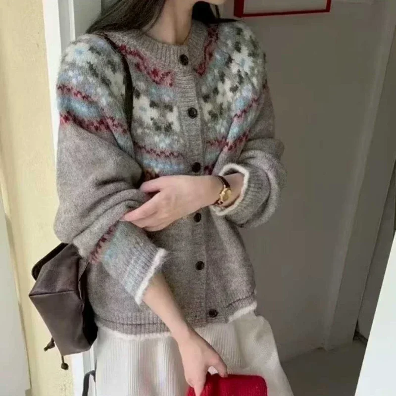 Winter Fashion Casual Sweet Long Sleeved Women's Cardigan Autumn Retro O Neck Casual Knitted Top Elegant Knitted Sweater Coat