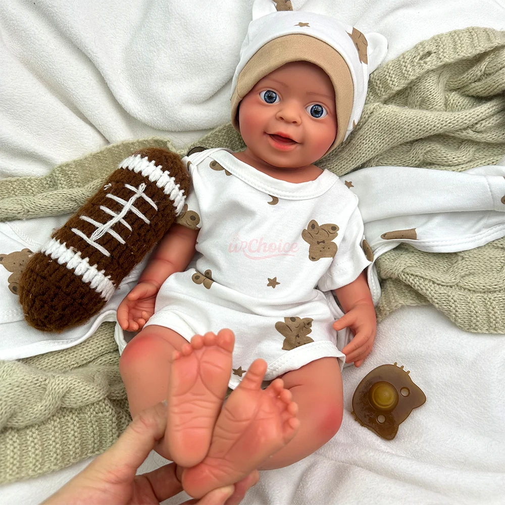 45cm Lifelike Waterproof Silicone Reborn Baby Boy Handmade Soft Childcare Training Doll 3D Skin Tone for Expectant Parents Gift