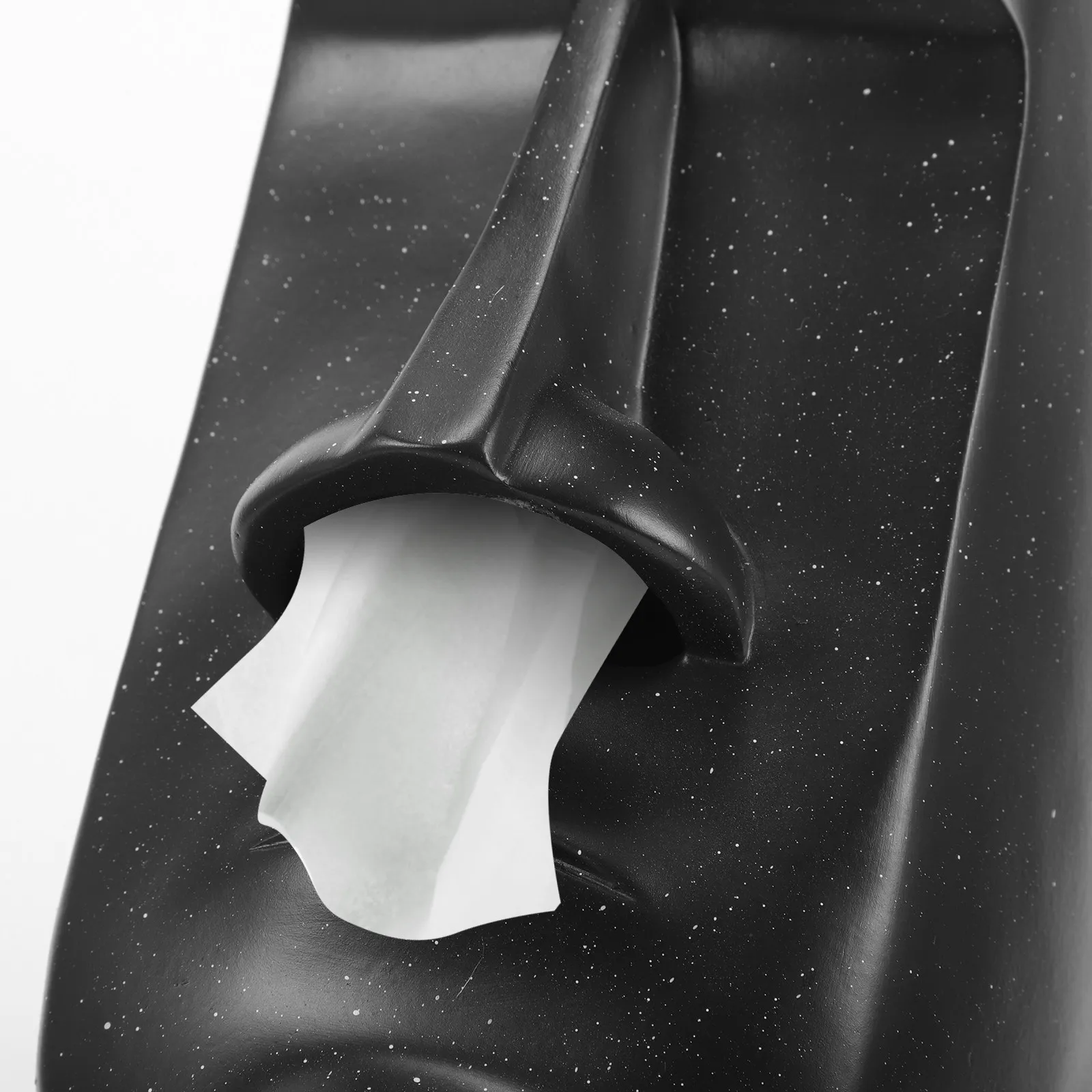 

Moai Statue Tissue Holder Sturdy Resin Covered Tissue Box for Quick Access in Bathroom Bedroom Office Car Bedroom Dresser Decor