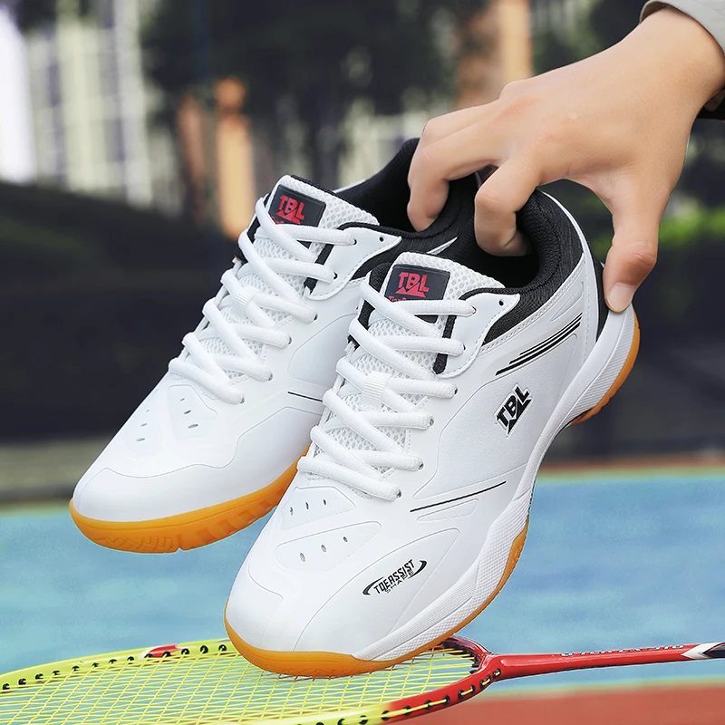 

Оригинальная брендовая профессиональная спортивная обувь для бадминтона, высококачественная носимая обувь для настольного тенниса, дизайнерская противоскользящая домашняя обувь 39-44