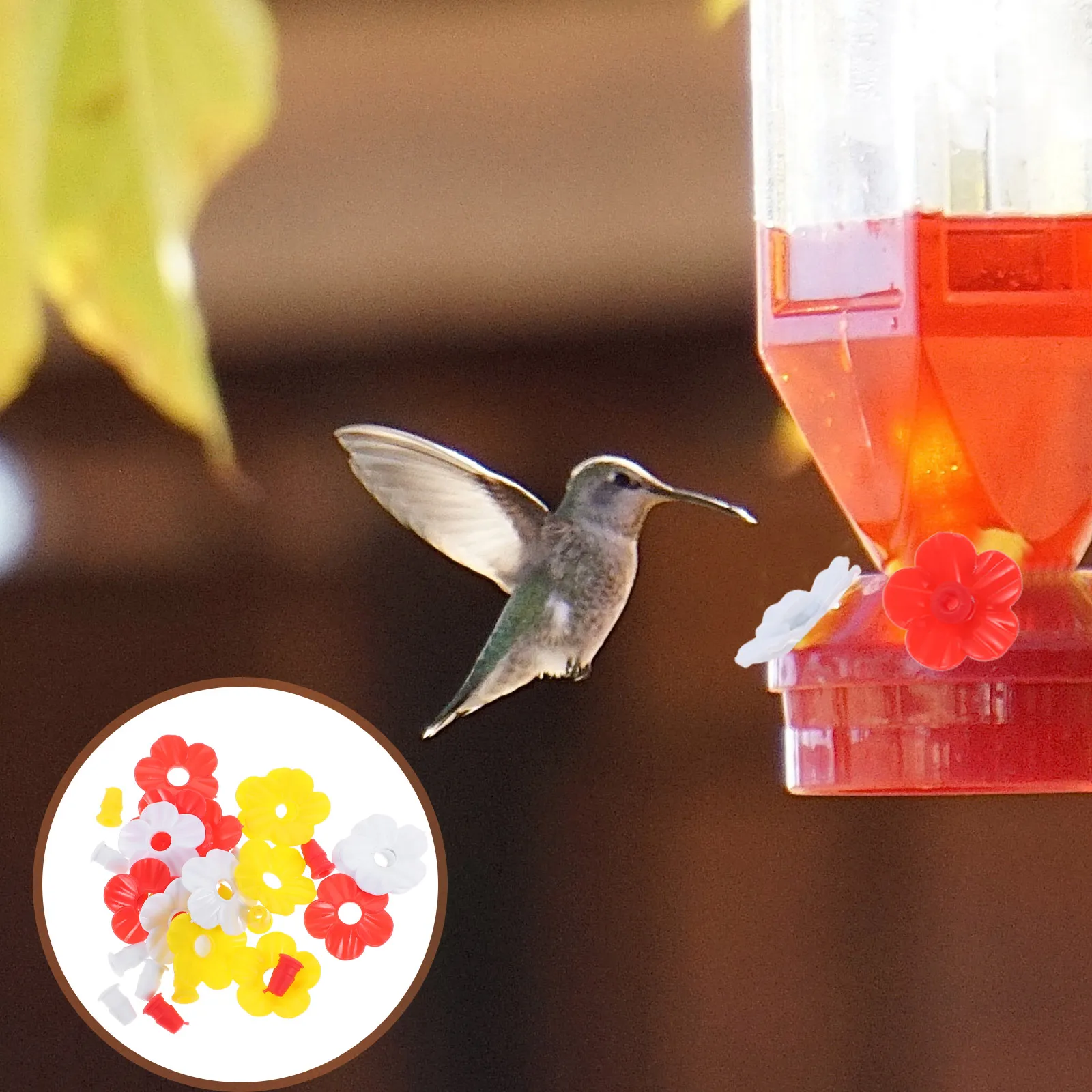 

15pcs Flower Shaped Bird Feeders Outdoor Decor Plastic Environmental Friendly Creative Style Garden Pet Supplies