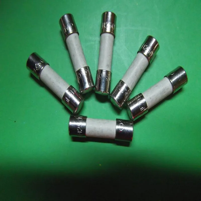 

Slow fuse 5X20 T3.15A T5A250V