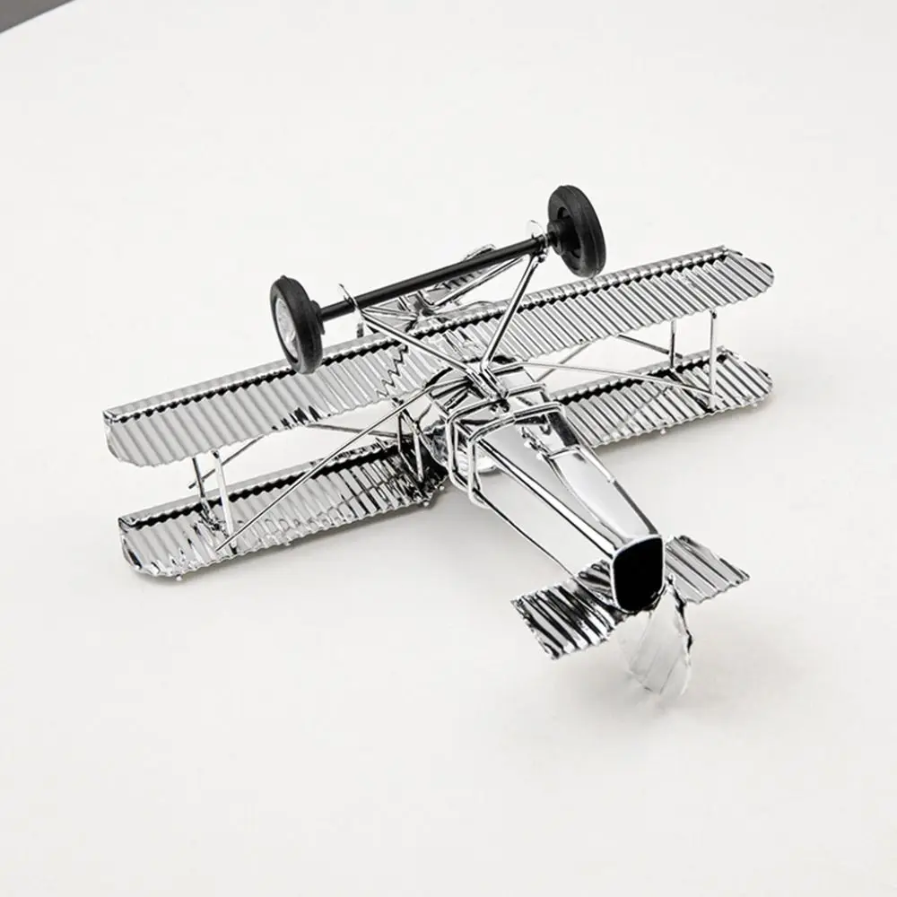 Kawaii Vintage Metal Planes Model Cartoon Exquisite Glider Biplane Pendant Model Modern Handmade Iron Retro Aircraft Ornament