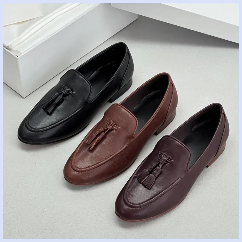 26 year autumn and winter women's new French retro tassel leather one foot commuting loafers