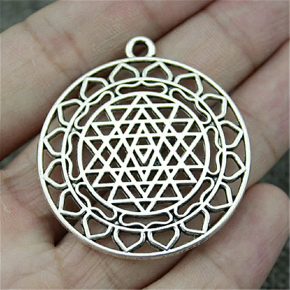 Jewelry Making Supplies Sri Yantra Pattern Charms Popular Women Accessories 4pcs