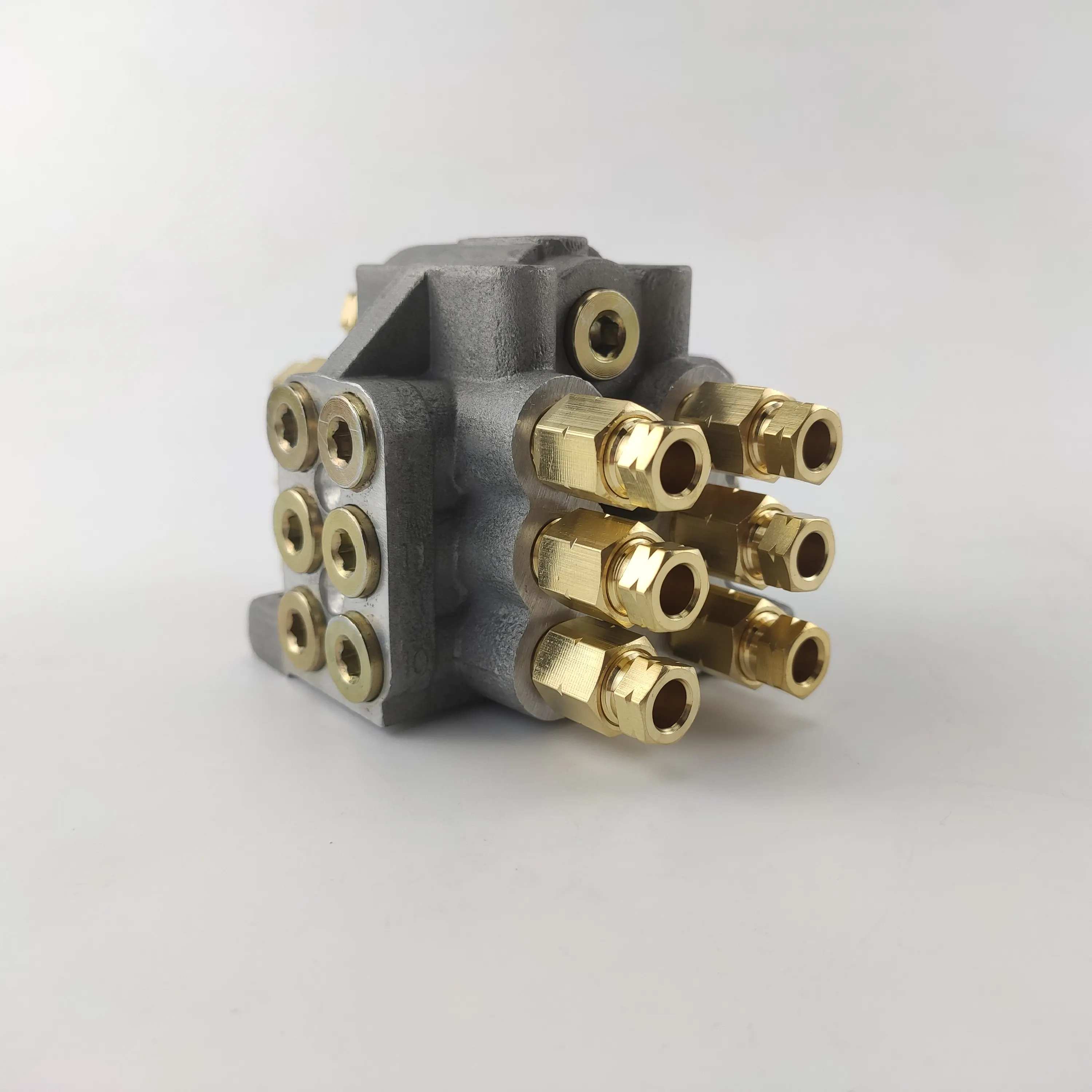 IHI Same U-12 Way Grease Distributor, 1-Inlet 12-Outlet with Indicator, for Ward Press