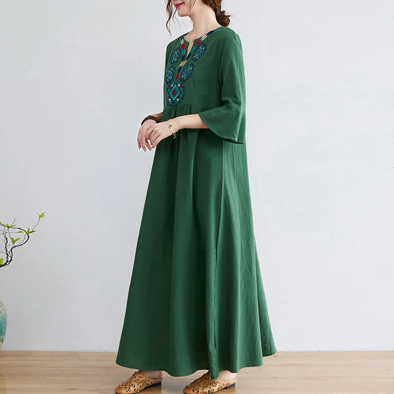 자수 패치워크 A라인 드레스 벨 슬리브와 작은 V넥 루즈핏 허리라인을 가려주는 에이지리스 롱 스커트