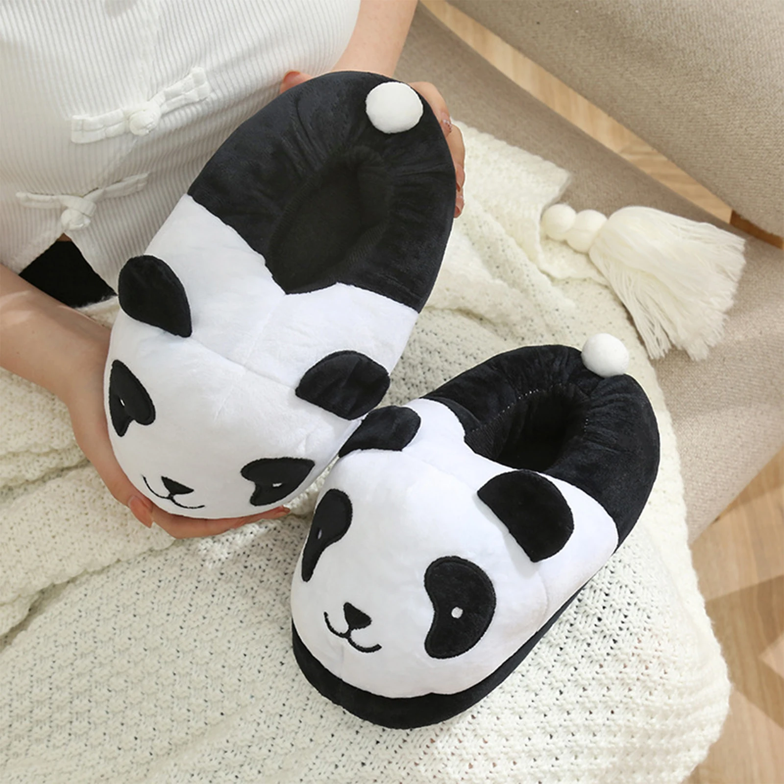 Zapatillas de Panda de dibujos animados Unisex para adultos, lindas zapatillas de felpa para interiores, cálidas, divertidas, talla única para