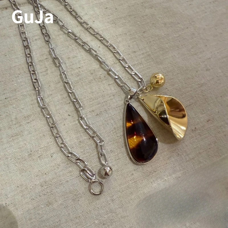 

Fashion Jewelry Vintage Temperament Metal Splicing Color Pendant Necklace For Women Party Gifts Cool Trend Accessories