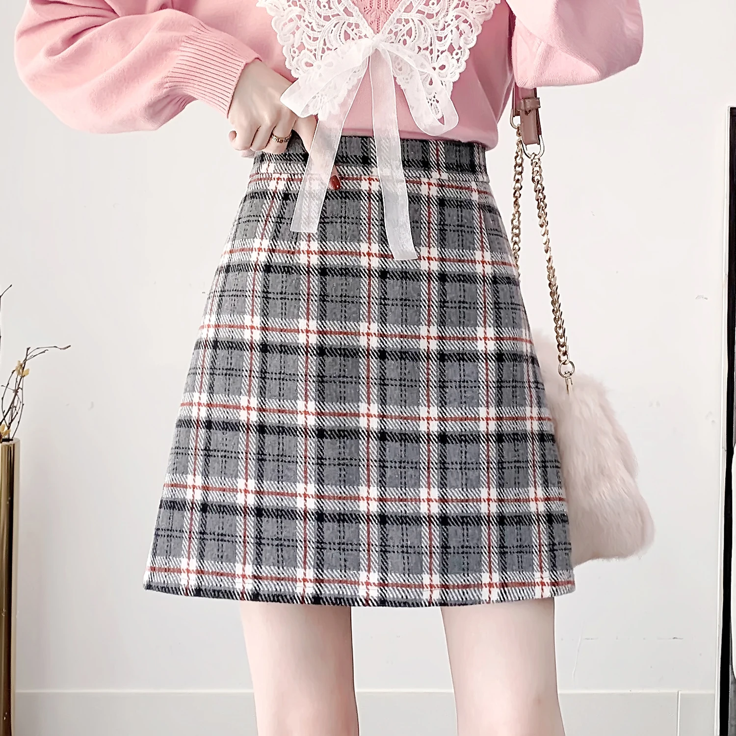 2024 autumn and winter gentle style small stature fashionable and slimming A-line skirt plaid woolen skirt half body skirt