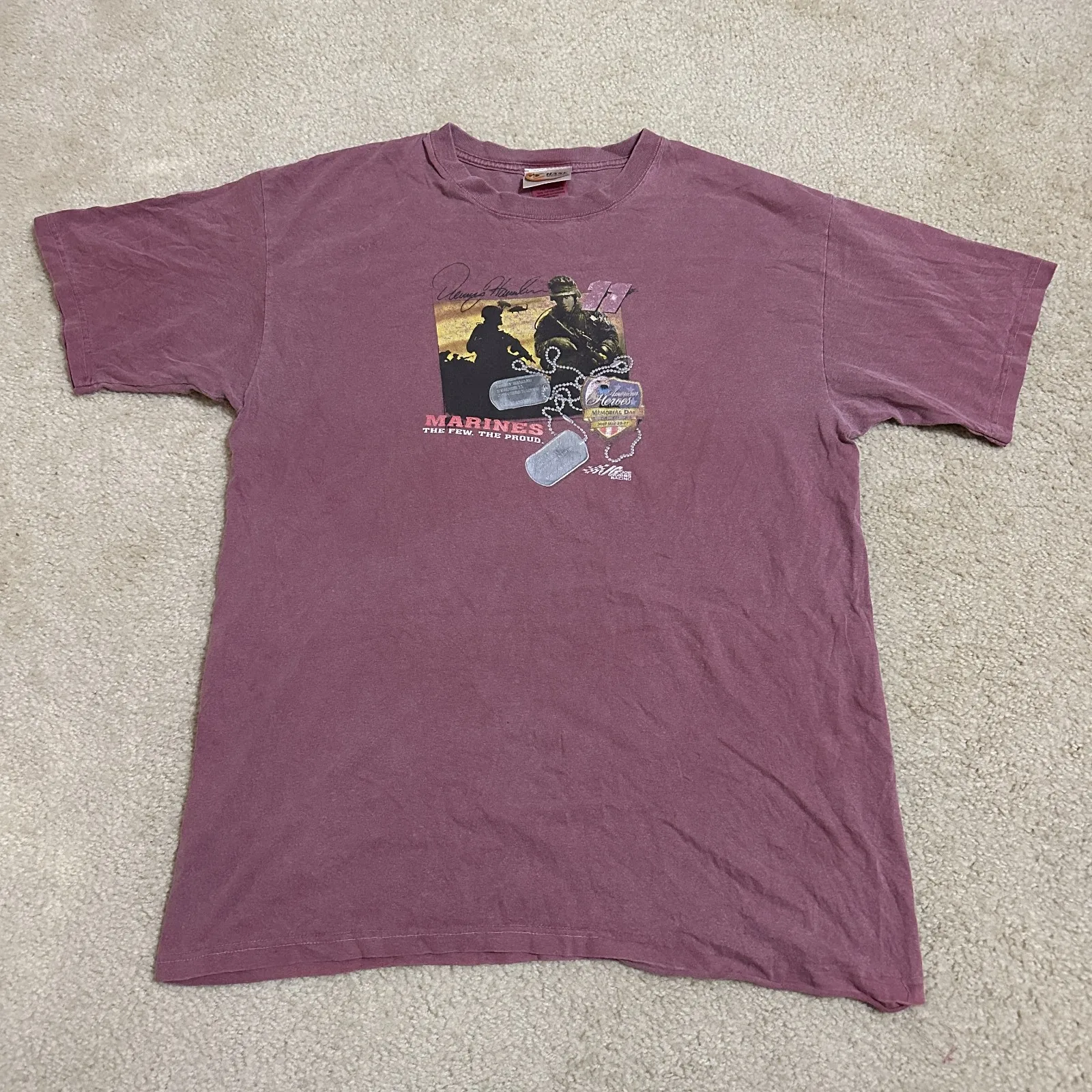 Denny Hamlin Chase Authentics Shirt Men's Large Red Tee Marines Memorial Day