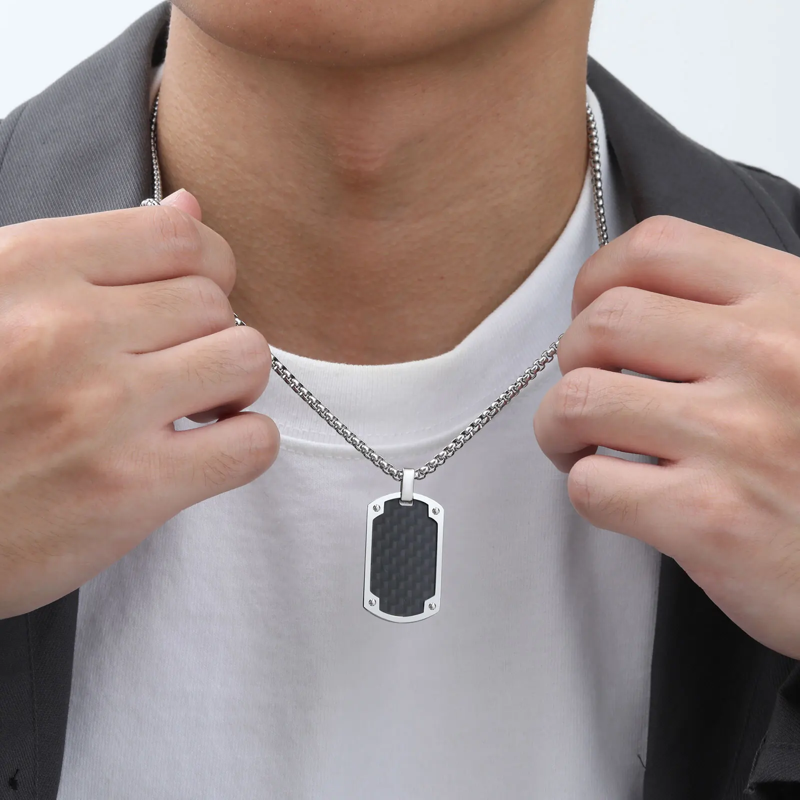 Kohlefaser-Erkennungsmarken-Halskette für Männer und Jungen, schwarze Halsketten mit Anhänger im neuen Stil, lässige, trendige Schmuckgeschenke – Detail 3