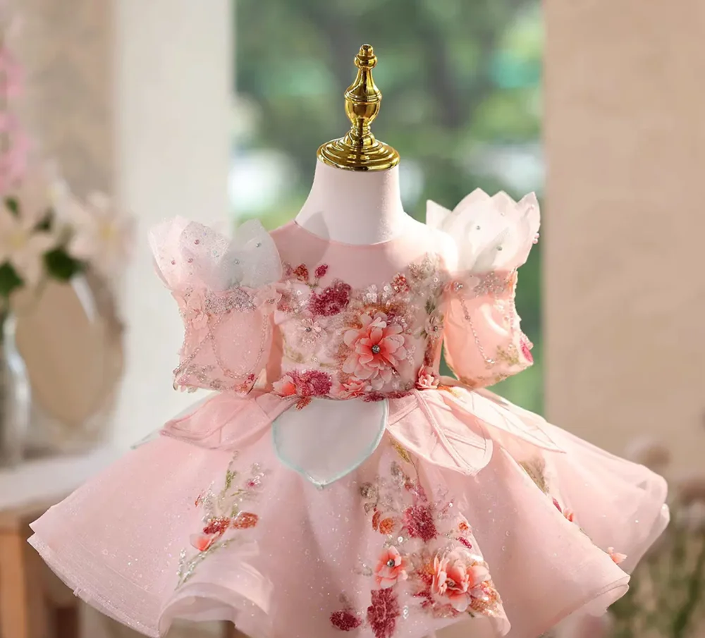 

Прекрасные розовые платья с цветочным узором для девочек с аппликациями длиной до колена, кружевное детское бальное платье на свадьбу, день рождения