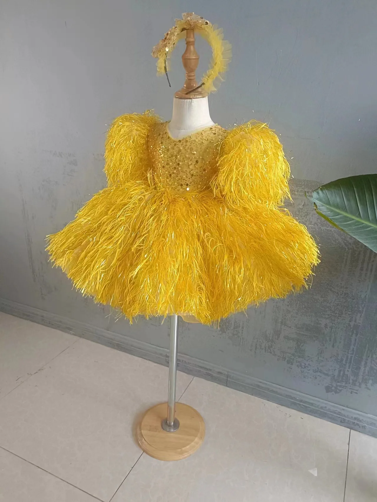 

Girls' Piano Playing Dress Wedding Children's Birthday Party Dress Golden Tassel Design Princess Dress