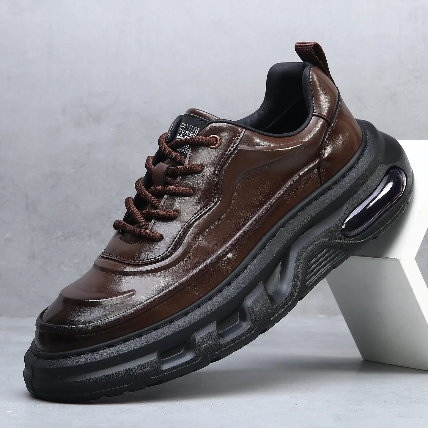 

Autumn Winter Increase Platform Sneakers for Men Genuine Leather Casual Shoes Male Fashion Lace Designer Sports Board Shoes Man