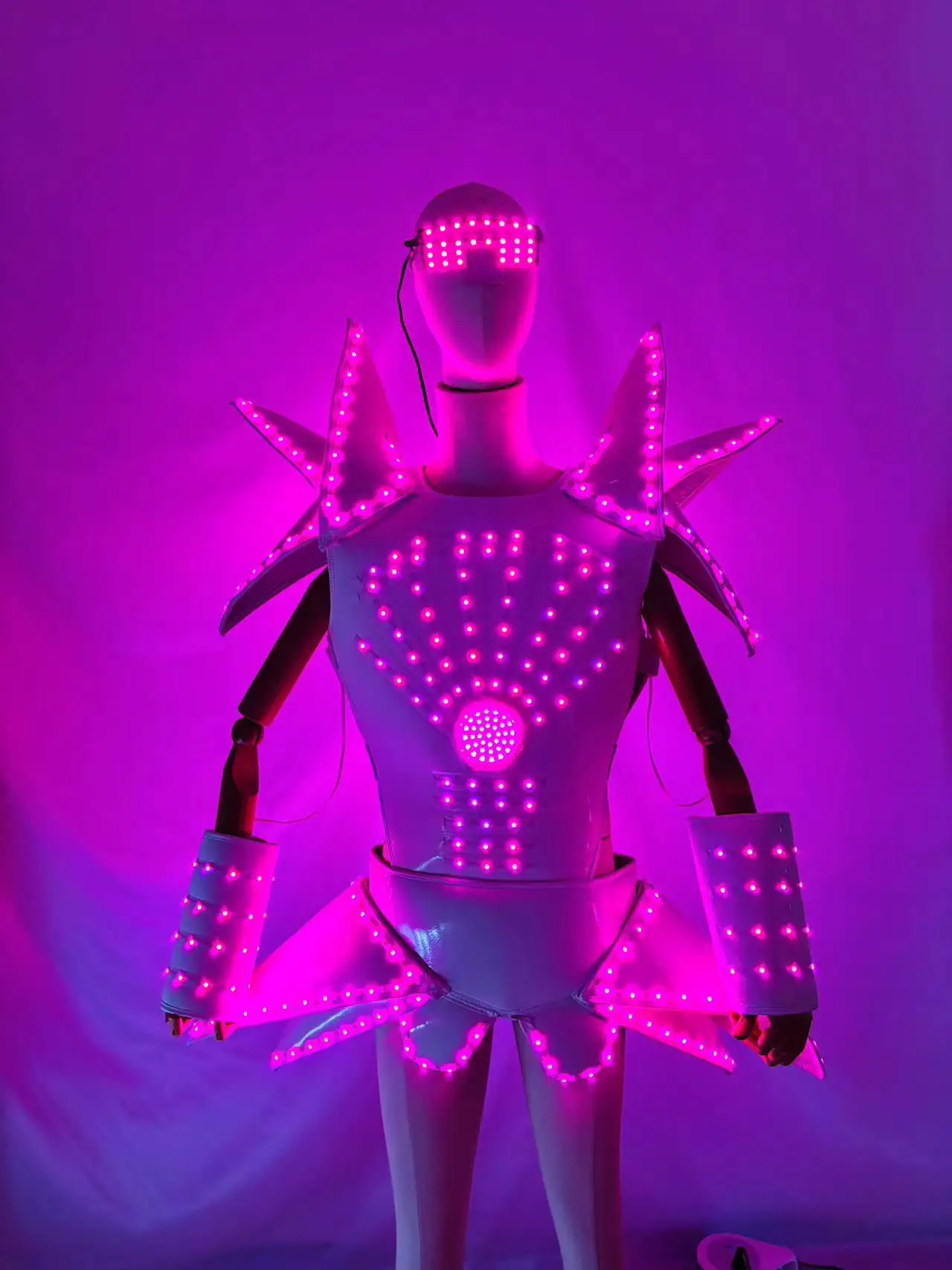 Chaleco de chaqueta LED Digital para hombre, traje de Robot luminoso RGB, casco colorido, disfraz de escenario para actuación ligera