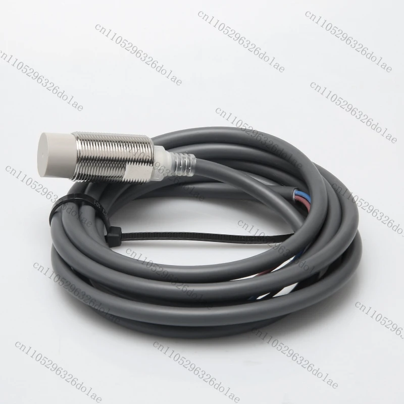 誘導近接スイッチ金属誘導センサー-e2e-x5e1-x10me1-my1-f1-x7d2-x14d