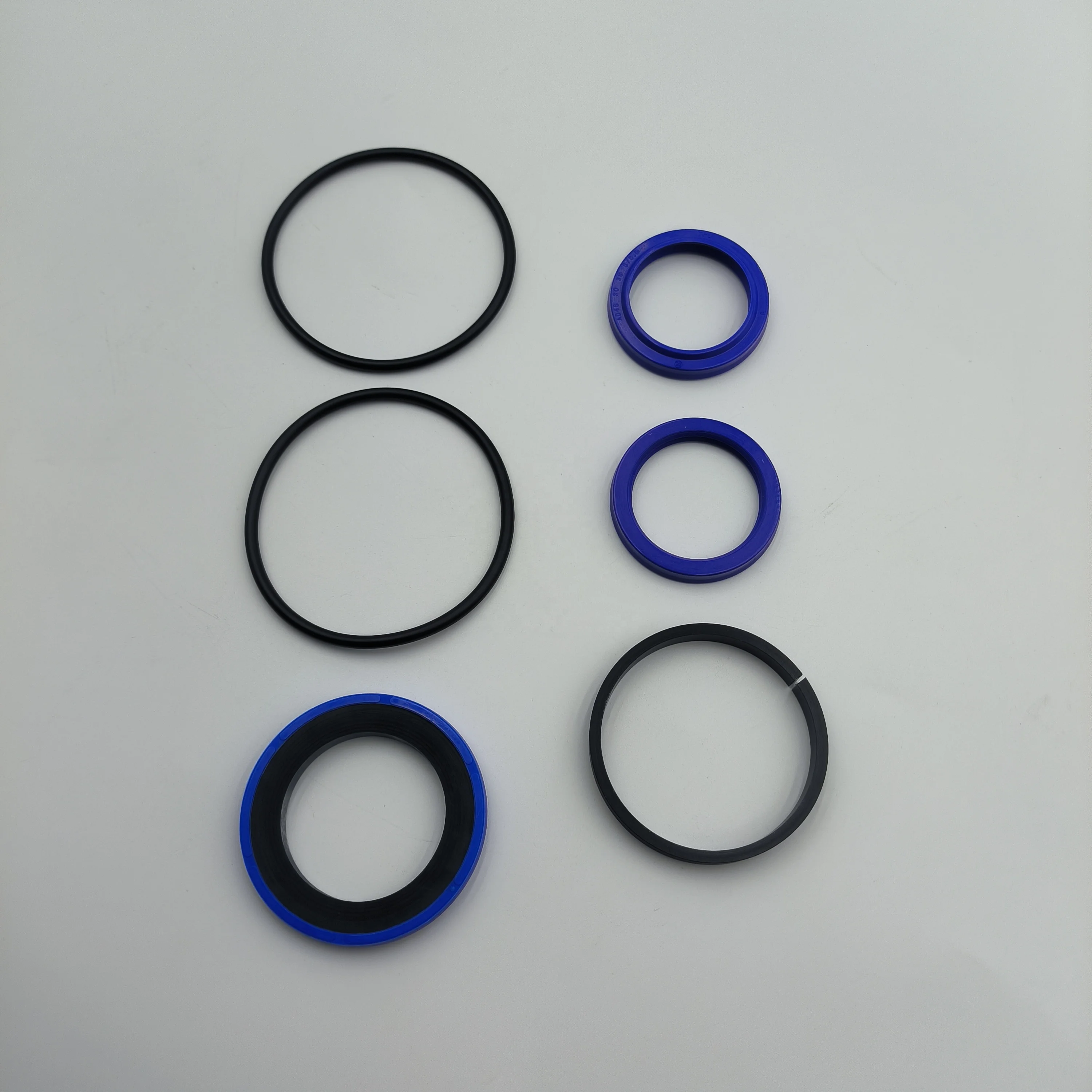 

Cylinder Seal Kit 51251961 Suitable for Jungheinrich Forklift Parts & Spare Parts