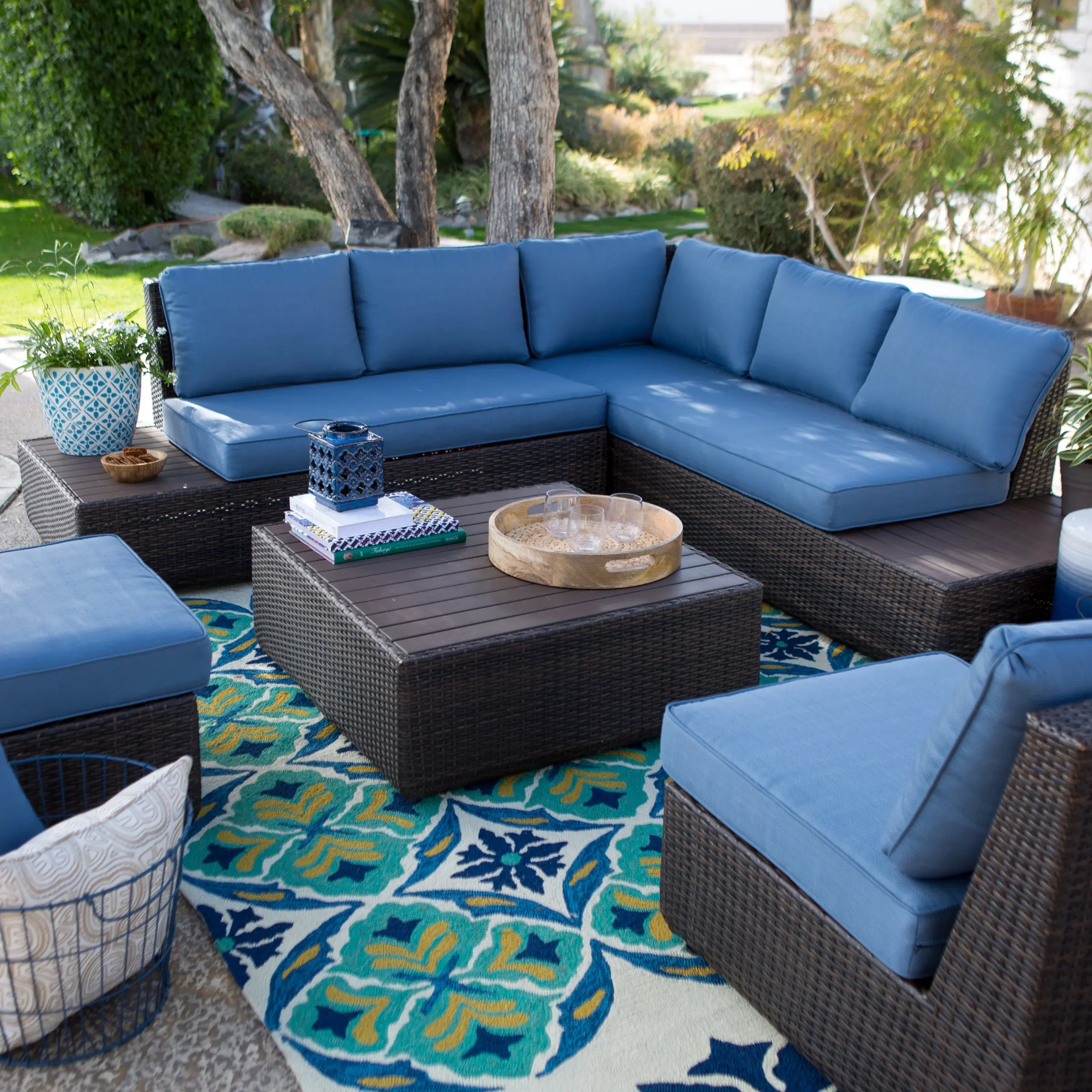 

Deep Sitting Modular Sectional Rattan Outdoor Furniture with Plastic Wood Side Table Garden Sofa Set