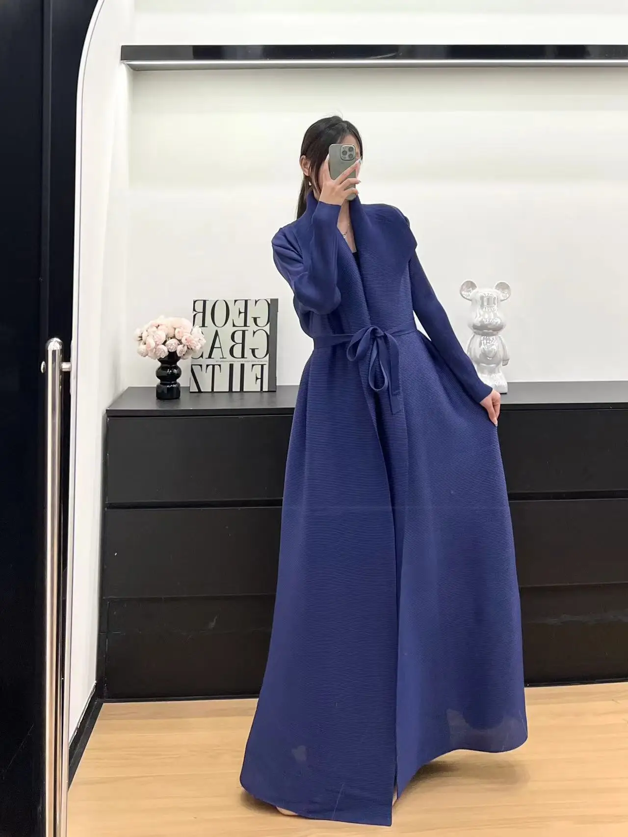 

KAF Pleated Women Abaya 2025 Spring New Solid Colour Retro Lapel Cardigan Design Loose Large Size Female Festival Clothing