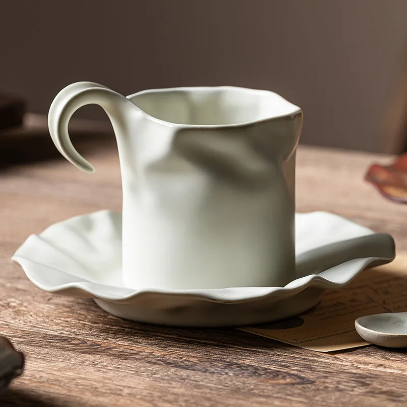 Pleated Coffee Cup and Saucer Set, Hand Punch Hanging Ears, Ceramic Cup, Japanese Light Luxury, High-end Exquisite Afternoon Tea
