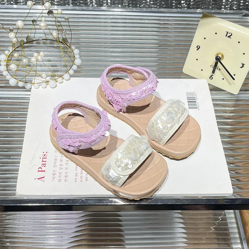 

Girls' Sandals Soft Bottom Children's Open Toed Beach Shoes 2025 Summer New Style Sparkling Princess Sandals