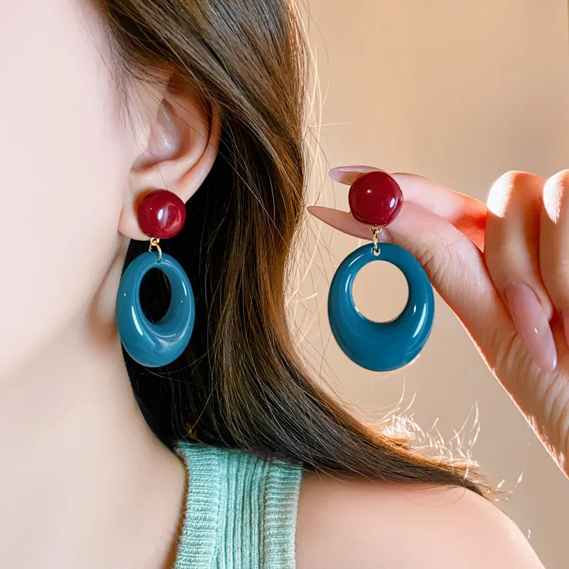 2026 Damen Retro Geometrische Ovale Hängeohrringe Blau-Grüne Harz-Tropfenohrringe Vintage Statement-Schmuck für Party und Alltag – Detail 5