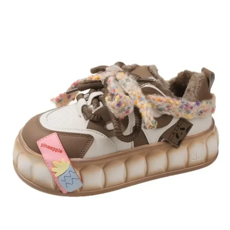 

Thick Bottom Sponge Cake New Trend Color Shoes Sneaker Student Korean Versatile Flat Board Shoe Women Aesthetic Kawaii Sneakers