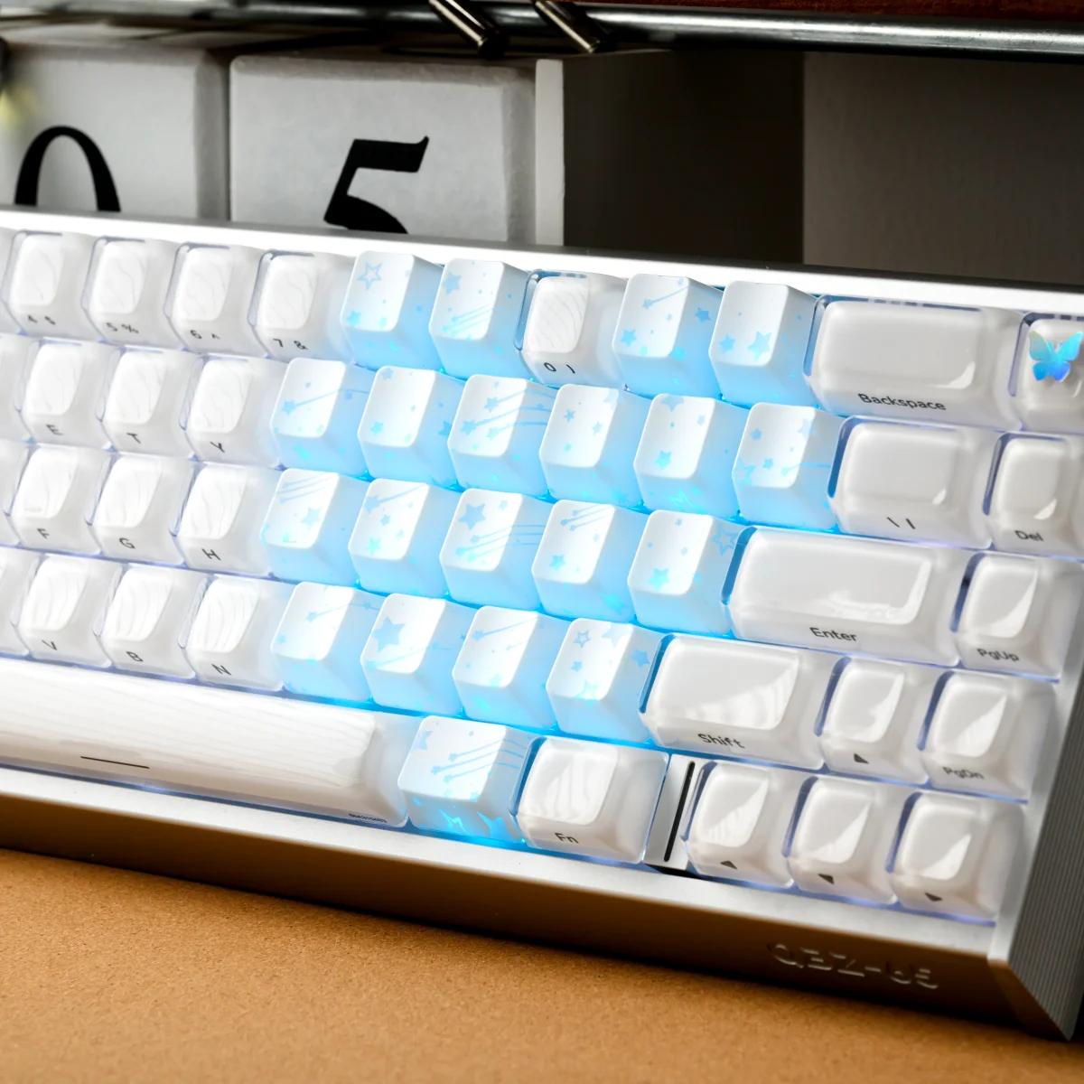 MAIMOOO Meteor Shower Keycaps Heart-shaped 21-key Translucent White Keyboard Key caps