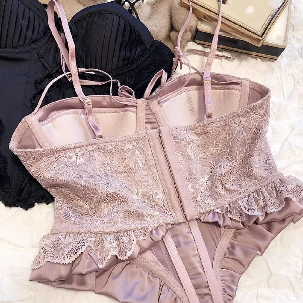 

Fashion French Style Lace Up Vest Top Spaghetti Strap Wrinkle Satin Corset Top Canisole Close-fitting Sleeveless Crop Top Bar