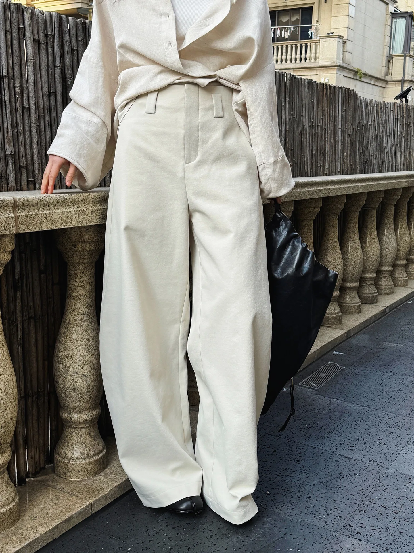 Old Money Style Scimitar Silhouette Pant Loose Fit High Waist Slimming Commuter Trousers For Women