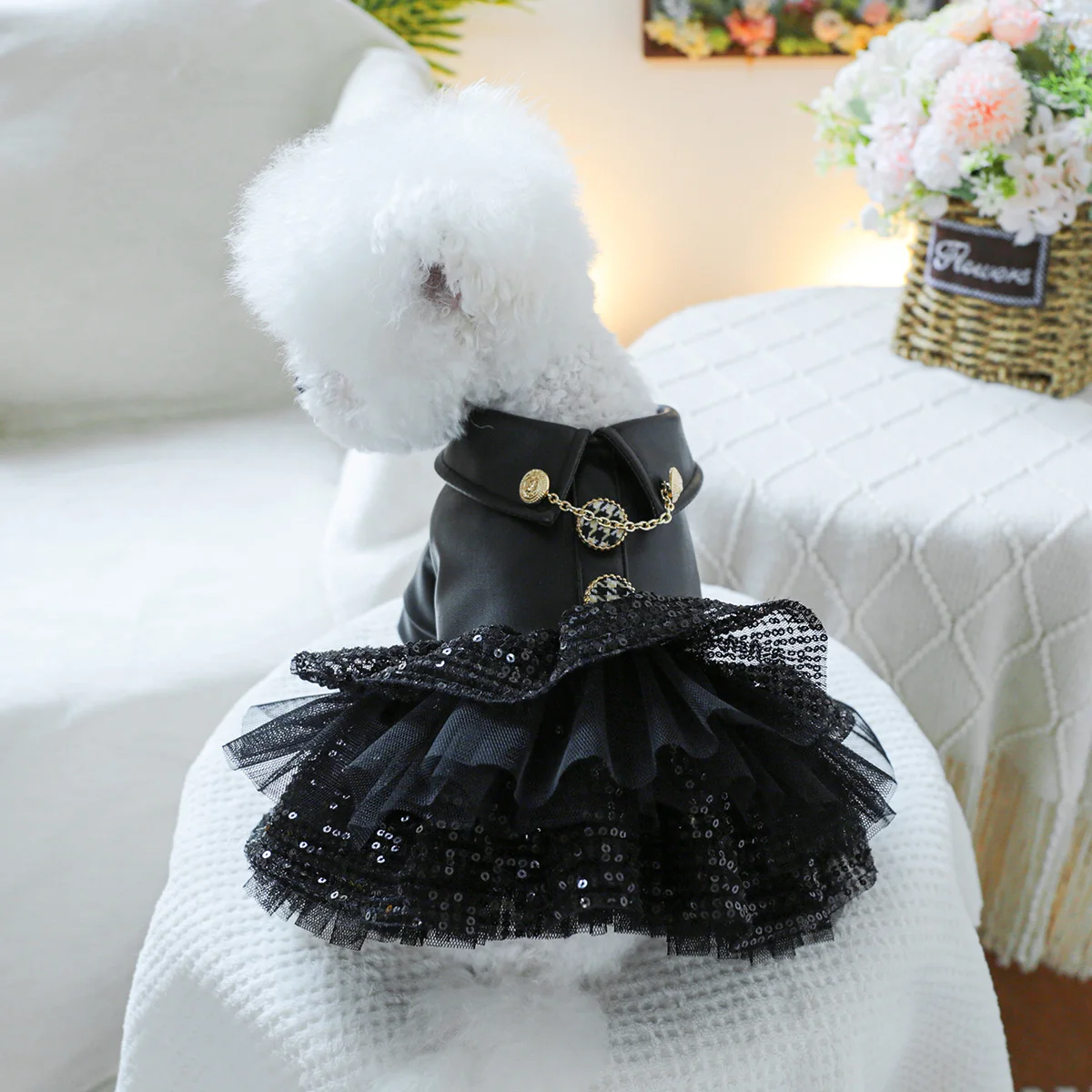 1PC pet clothing sequined small leather skirt autumn and winter handsome princess skirt suitable for small and medium-sized dogs