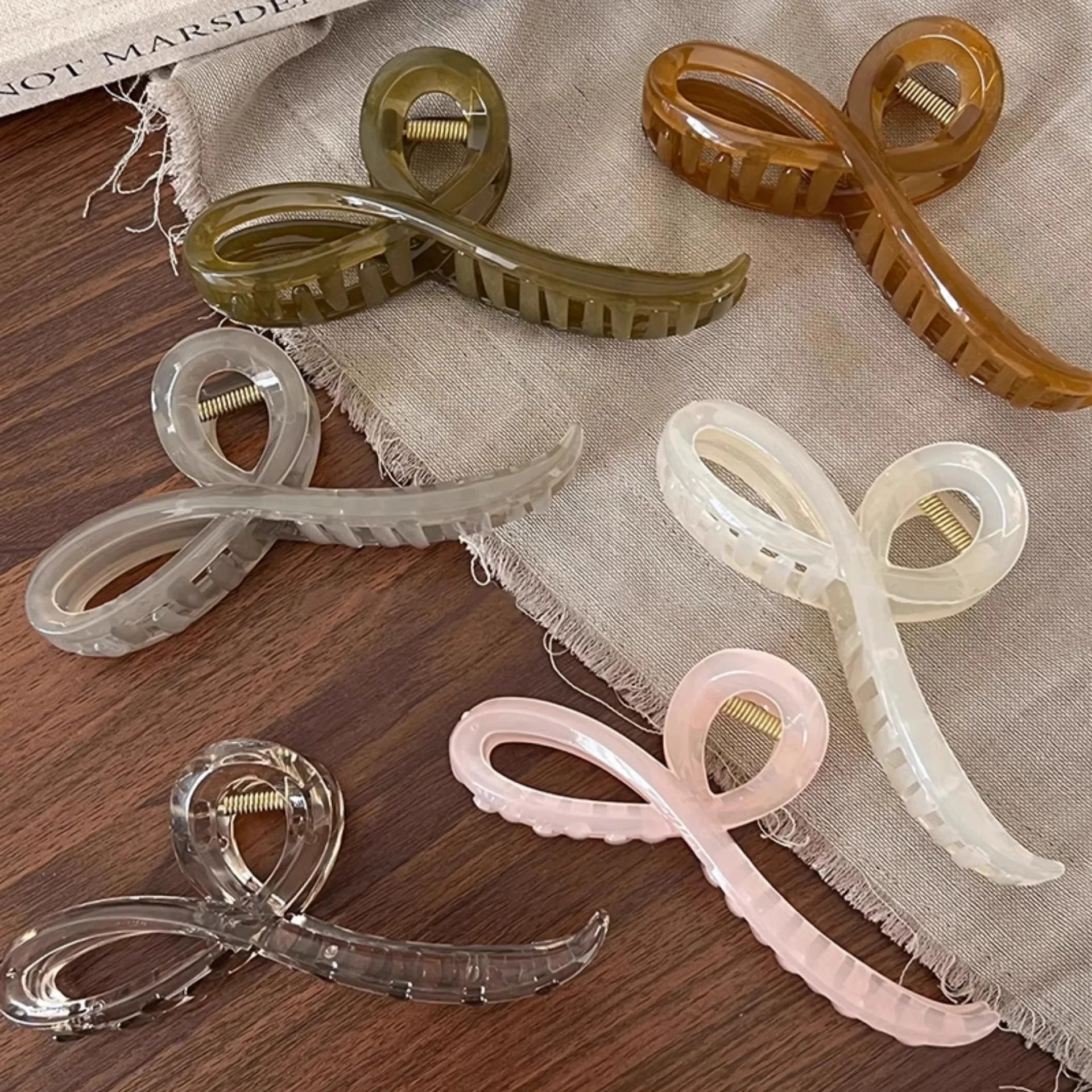 Elegant Jelly Color Bow Hair Claw For Women Vintage Back Headband Hair Clip Crab Girls Hairpin Fashion Hair Accessories Ornament view 2