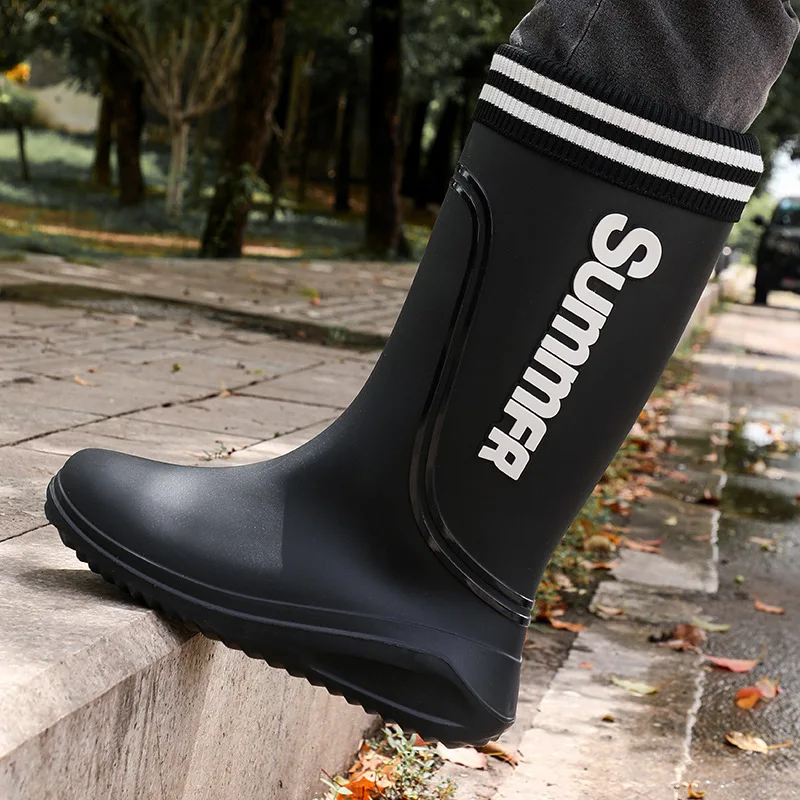

Men's High-top New Waterproof Anti-slip Fishing Rain Boots Rubber Shoes Long-tube Cold-proof Lightweight Girdle New Rain Boots