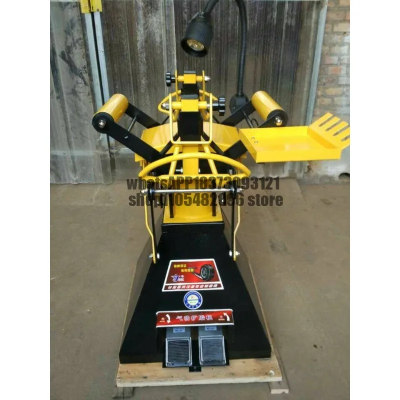 Pneumatic tire expander Pneumatic automatic tire expander with lamp Foot-operated pneumatic tire expander