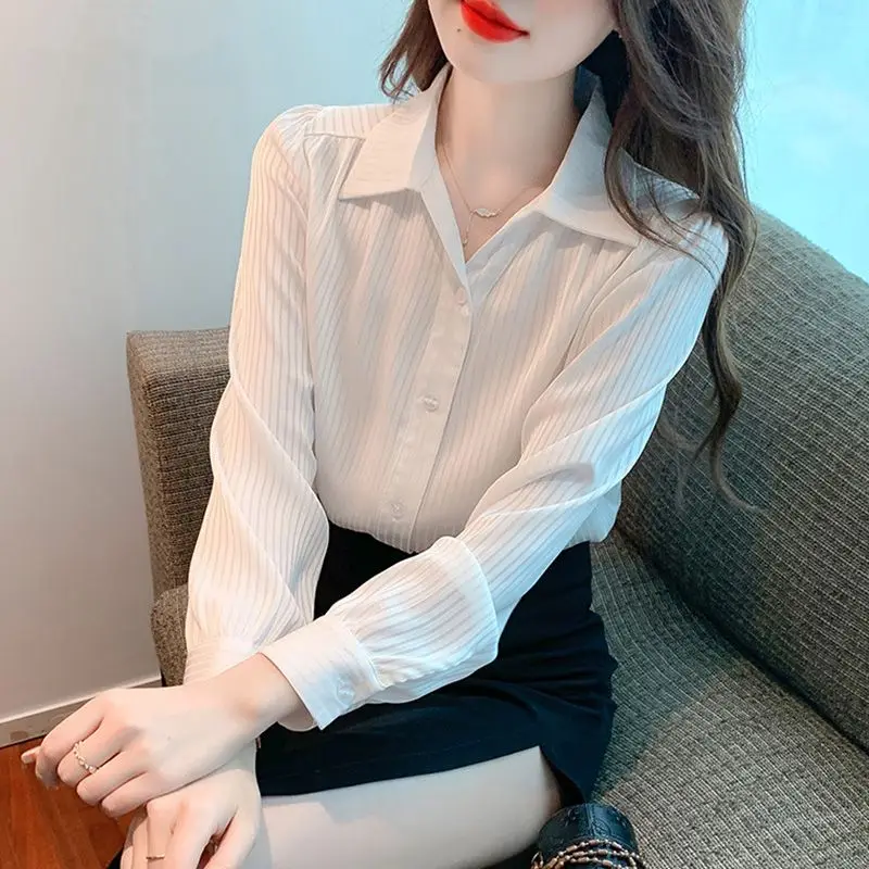 

White Shirt For Women's Spring And Autumn Fashion Design, Loose Long Sleeved Professional Top, New 2024 Temperament Polo Shirt