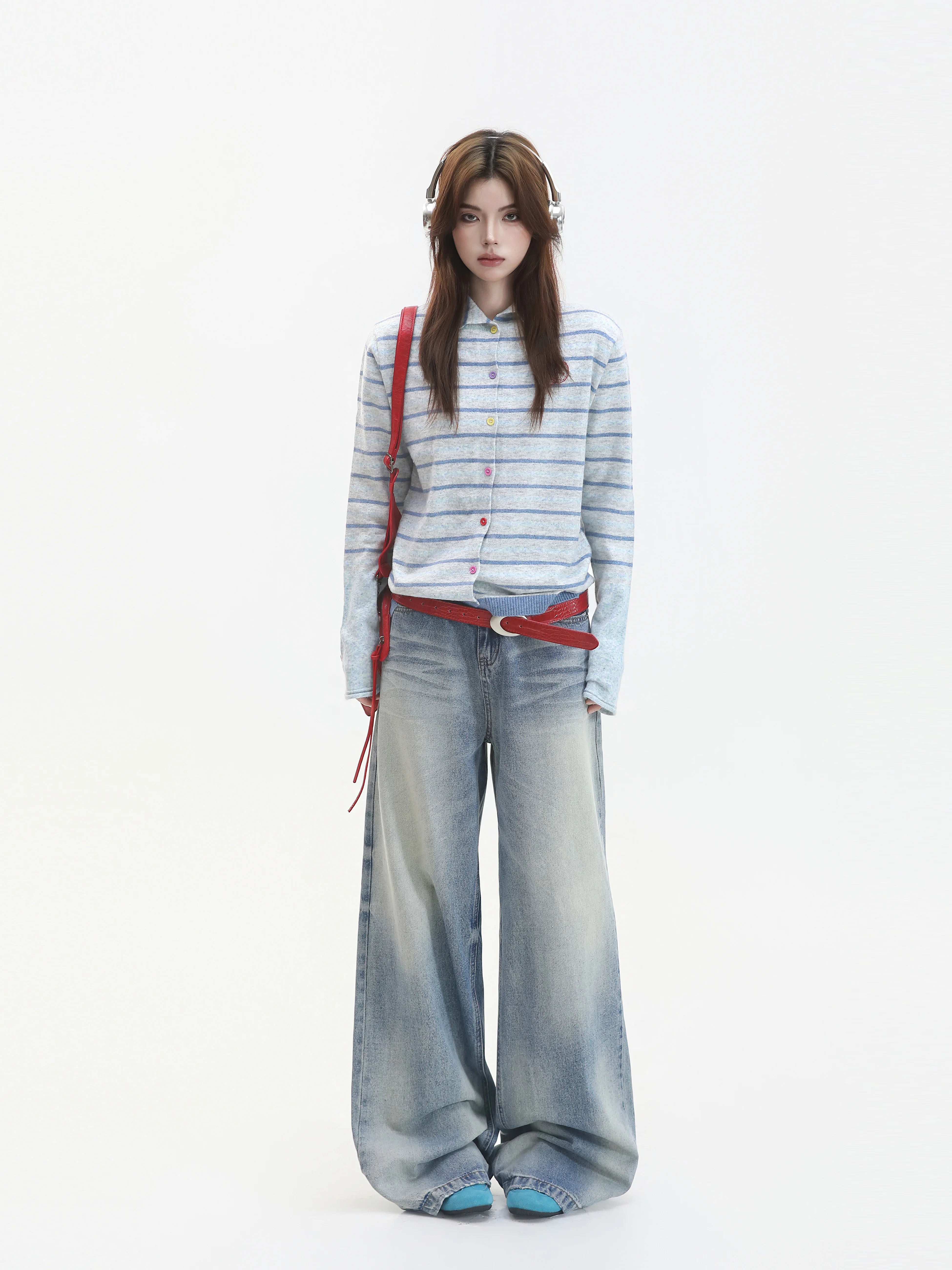 Gray Striped Embroidered Knitted Short Cardigan Women's Autumn Stand Collar Loose Fit Casual Style Polyester Blend Long Sleeve