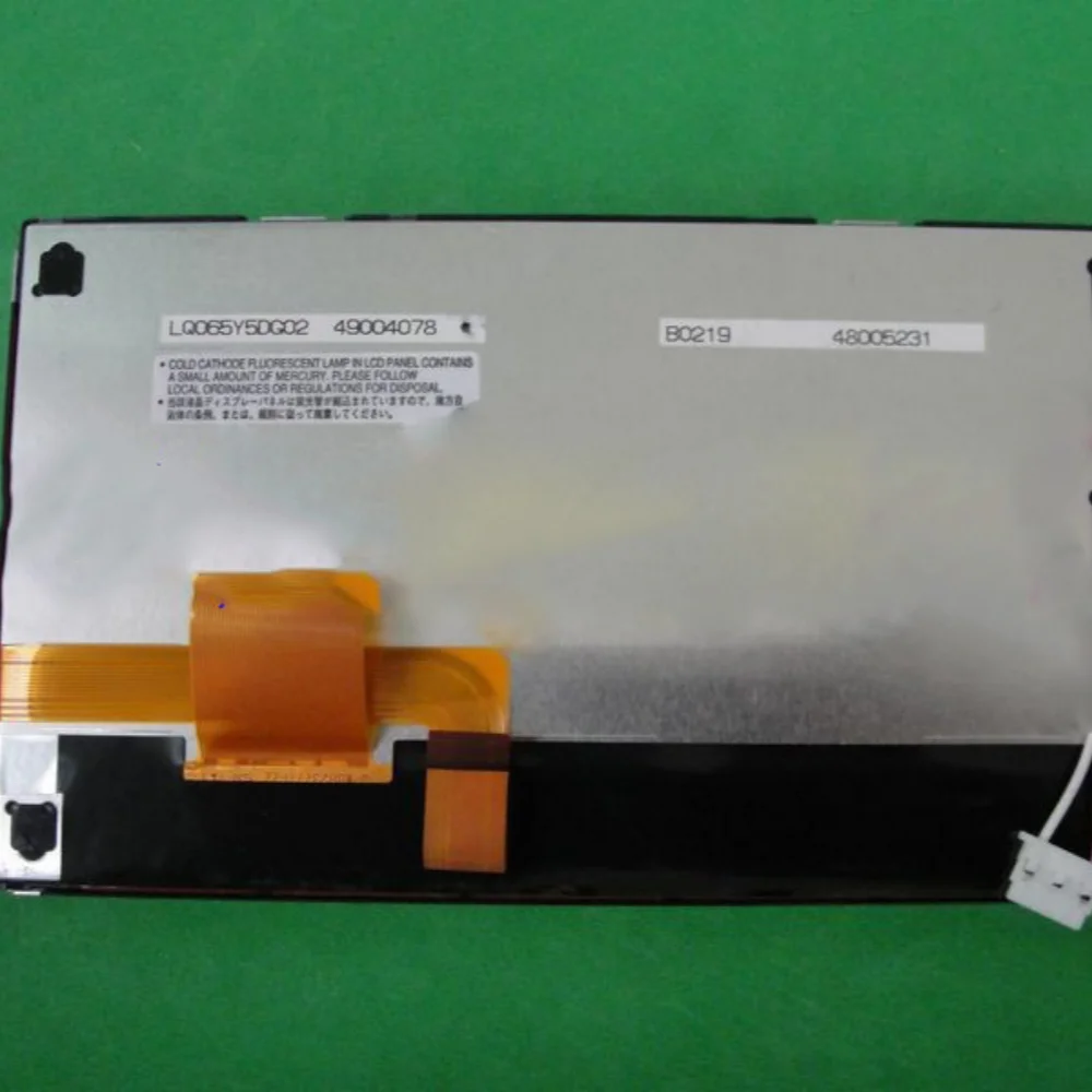 Modulo schermo LCD da 6,5 pollici 800x480 LQ065Y5DG02 CCFL retroilluminazione TTL per navigazione GPS per auto ﻿