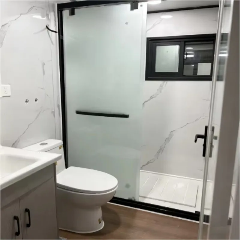Modern Steel Sandwich Panel Wooden 2 Bedroom Mobile Villa Hotel Expansion House Waterproof Luxury Modular Home Bar Supermarket