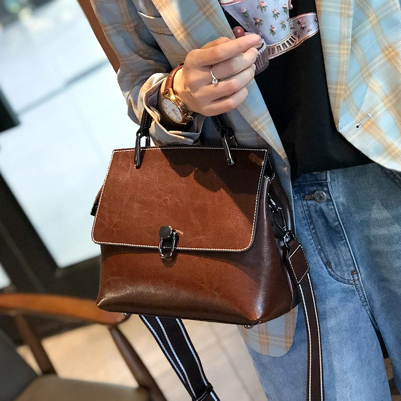 Toptrends Vintage Genuine Leather Wide Strap Shoulder Crossbody Bags For Women 2024 Trend Designer Short Handle Ladies Handbags