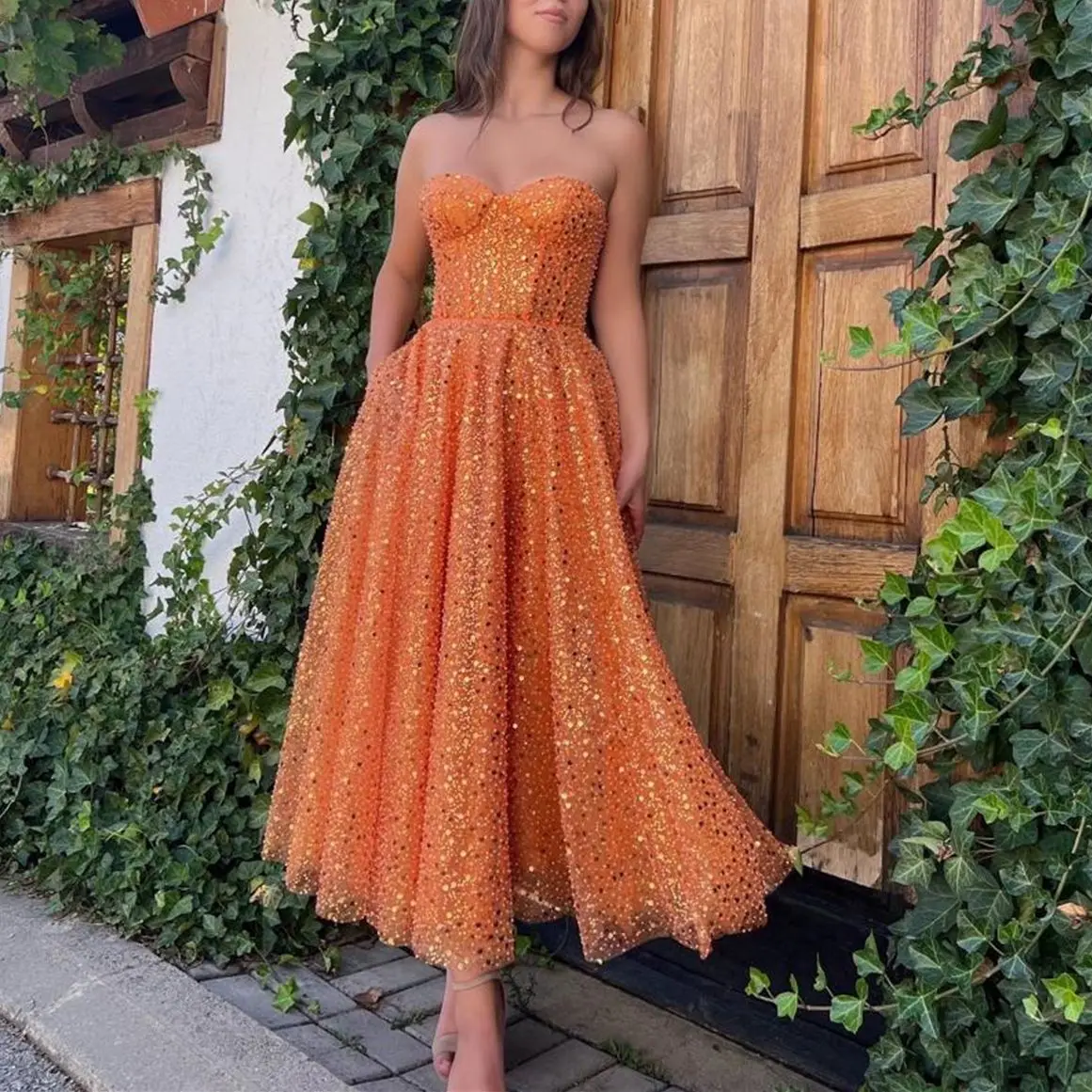 

Prom Dress Orange Sleeveless Bandeau Pearl Sequin Backless Zipper Custom Dress Color Optional 2023 New Vestidos De Graduación